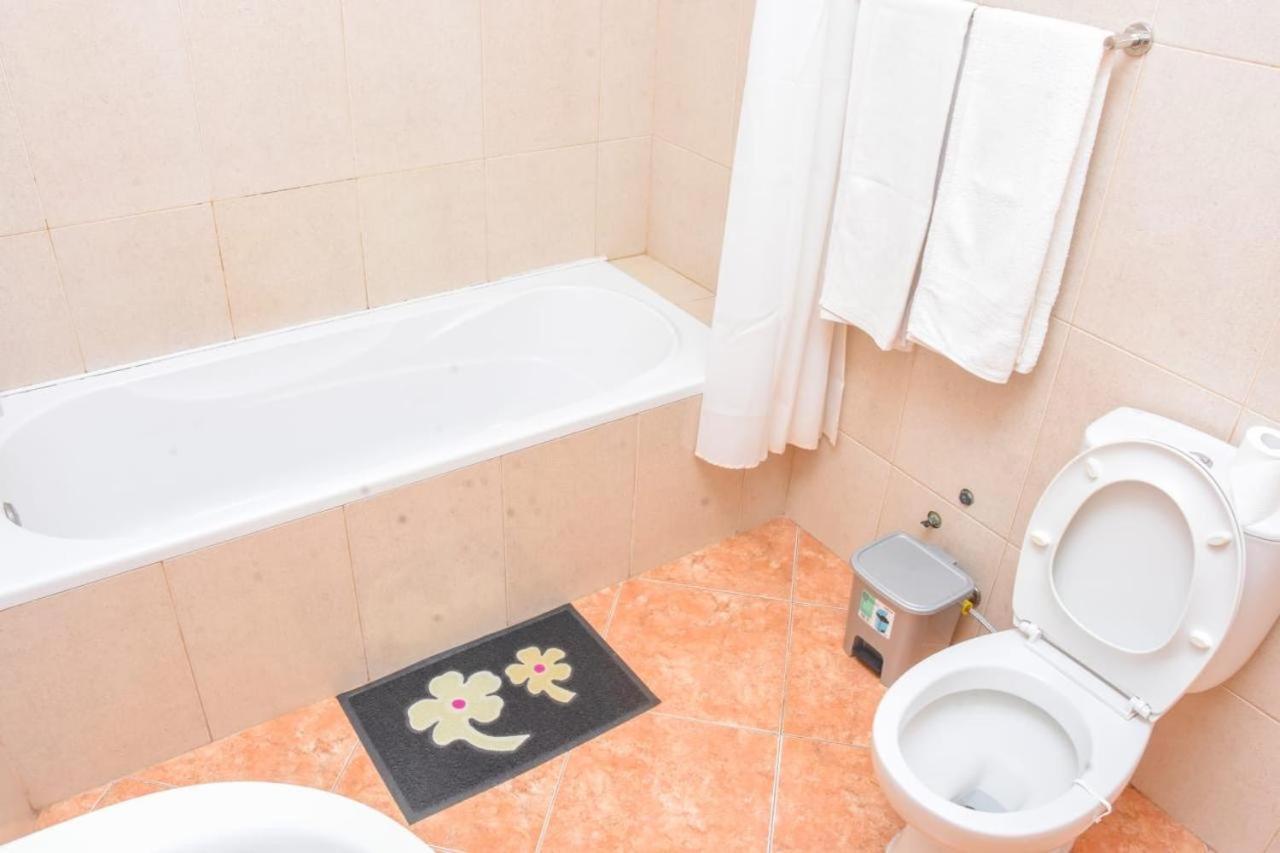 Paris Hotel 프라이아 외부 사진